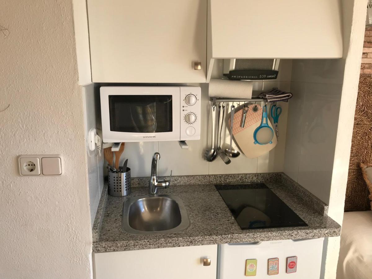 Estudio en Dénia con piscina y wifi privada, a 100 m del mar Extérieur photo